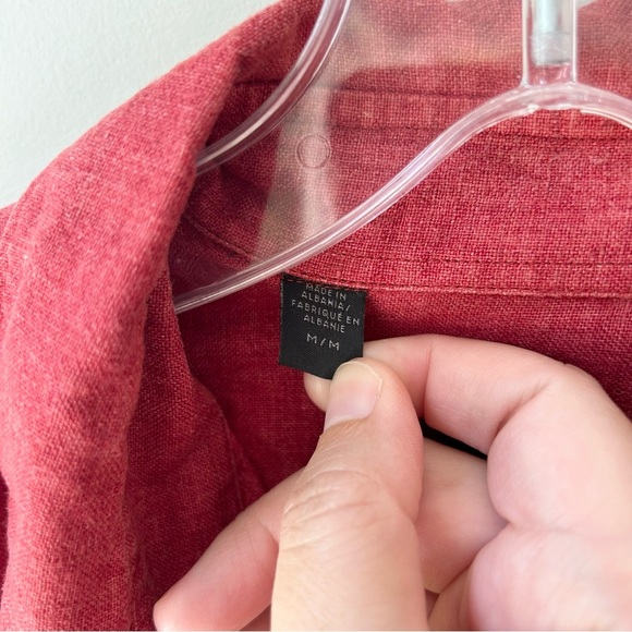 Saks Fifth Avenue men’s button down linen shirt - Picture 3 of 8